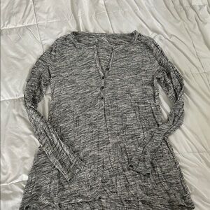 GAP Women's Heathered Gray Long Sleeve Top